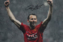 RYAN GIGGS CELEBRATES WINNING THE UEFA CHAMPIONS LEAGUE 2008 FINAL IN MOSCOW AGAINST CHELSEA. GLOSS FINISH 18X12 INCHES PLM775