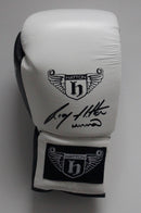 RICKY HATTON SIGNED WHITE BOXING GLOVE RIGHT HAND WITH LOGO- PORTRAIT SIGNATURE