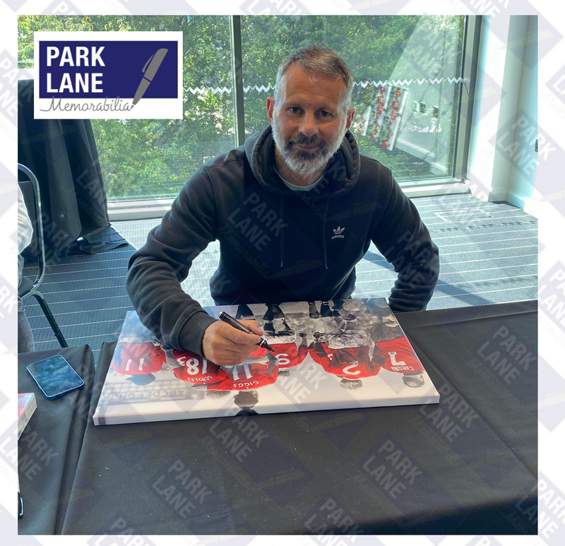 PERSONALLY SIGNED RYAN GIGGS MANCHESTER UNITED LEGENDS CANVAS. 18X12 INCHES PLM858