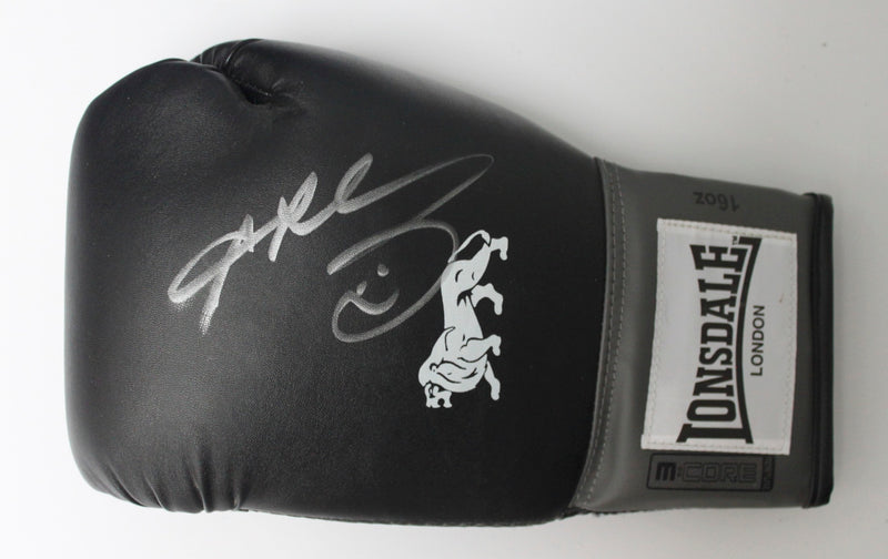 SUGAR RAY LEONARD - SIGNED BLACK BOXING GLOVE - LEFT HAND LANDSCAPE SIGNATURE