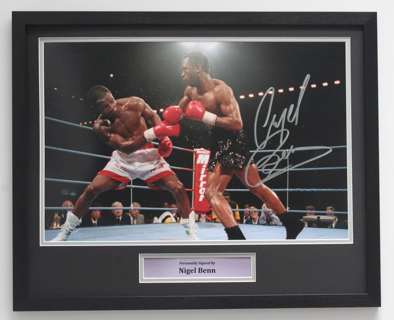 NIGEL BENN VS CHRIS EUBANK - SIGNED BY NIGEL BENN 18x12 - CLASSIC FRAME